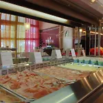דירה Charming Seaside Escape With Bright Interiors ביביונה