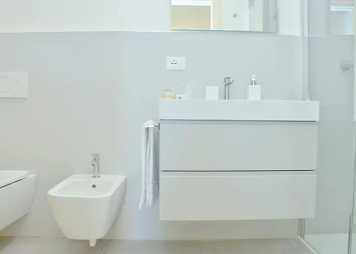 Apartmán Charming Seaside Escape With Bright Interiors